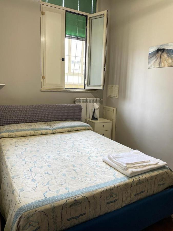 La Ferrovia Holiday Home Napoli Ngoại thất bức ảnh