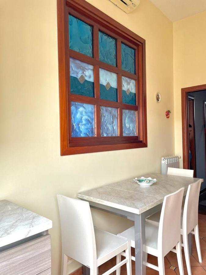 La Ferrovia Holiday Home Napoli Ngoại thất bức ảnh